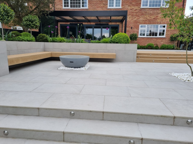 glass canopy in contemporary entertaining garden in swindon