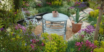 wide banner show garden 1