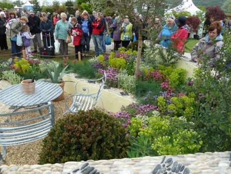 Viewing the garden from different sides